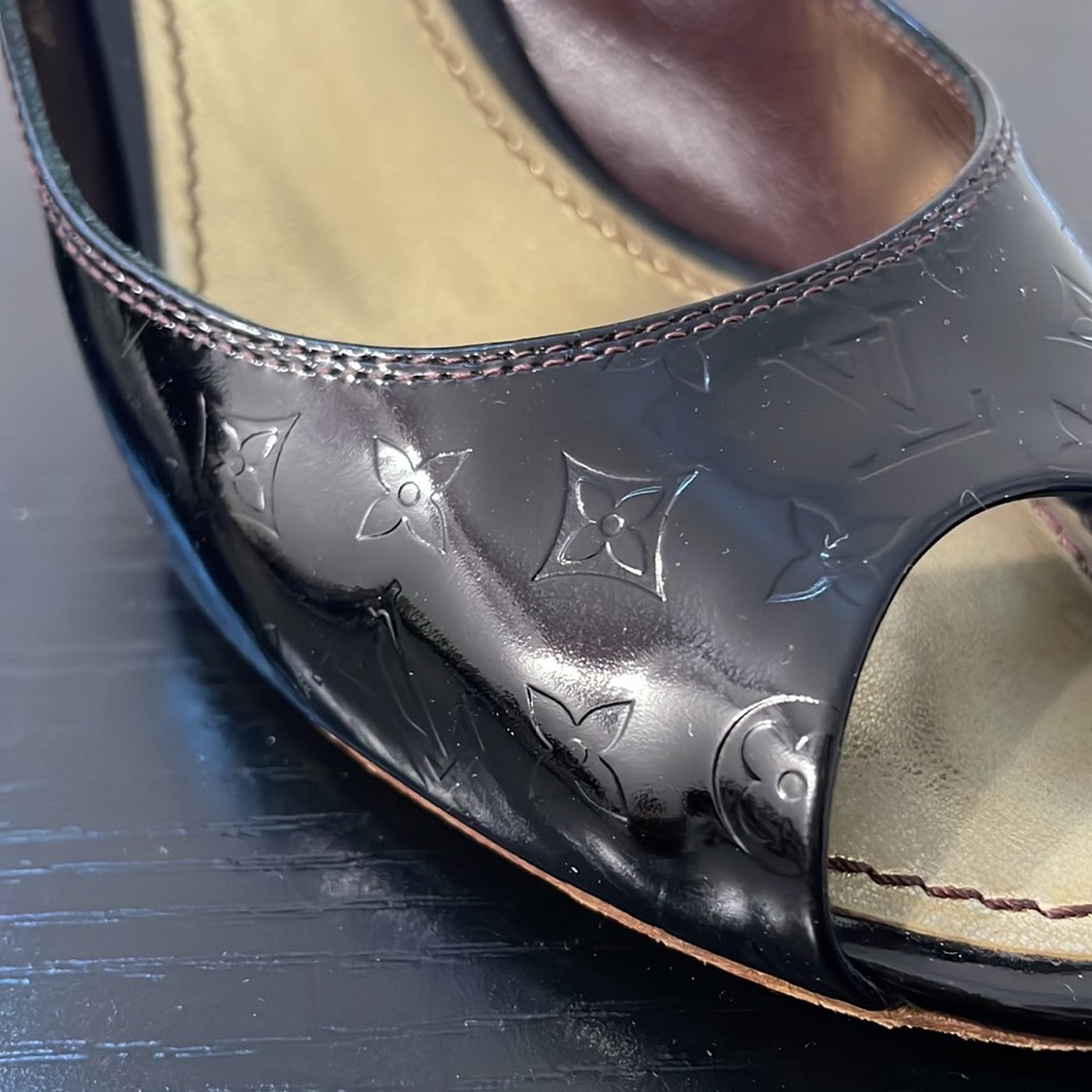 Pumps - Picture 7 of 7